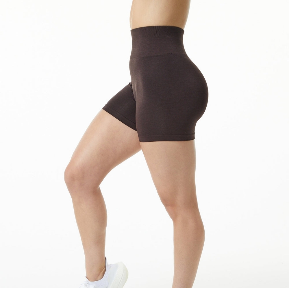 Alphalete Amplify 4.5" Seamless Shorts - Chocolate - Picture 3 of 8